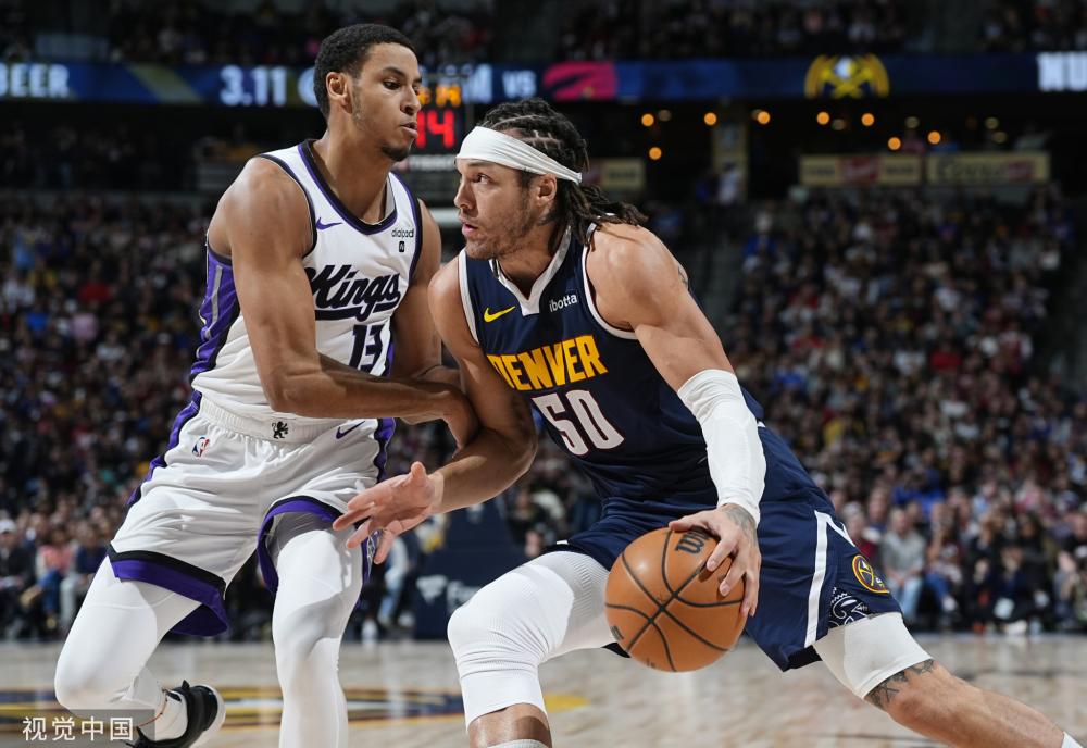 在热身赛中 在热身赛中